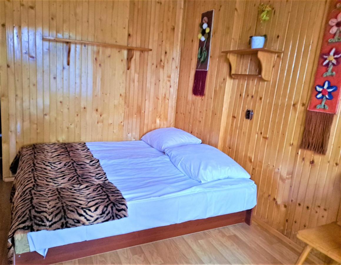 "Harnas" Zab-Bustryk Hotell Rom bilde